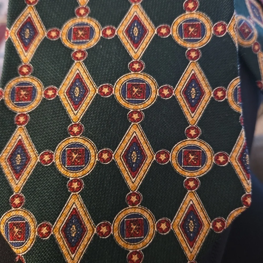 VTG Tommy Hilfiger Imported Silk Paisley Geometric Tie Lot Of 2 Preppy Heritage